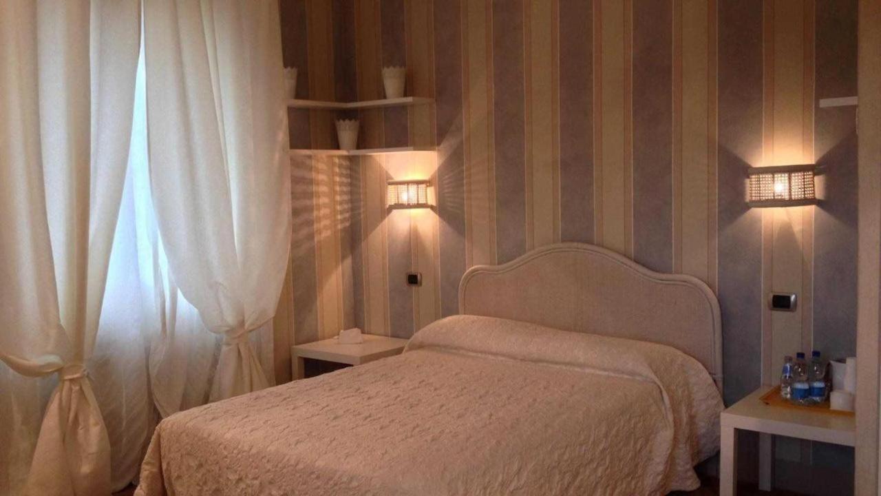 Corte Breda, Agriturismo Bed&Breakfast Chiari Esterno foto